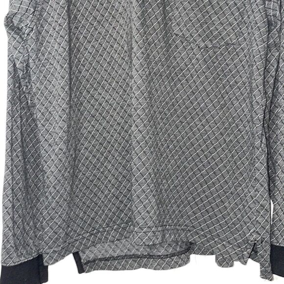 St. John’s bay long sleeve shirt - Picture 4 of 9